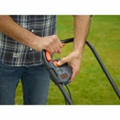 BLACK & DECKER Tondeuse 32cm - Moteur Universel 1200 W BLACK+DECKER BEMW451-QS -Tondeuse Boutique 34599501 5